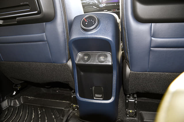 Kia Carens blower control Image - 5277